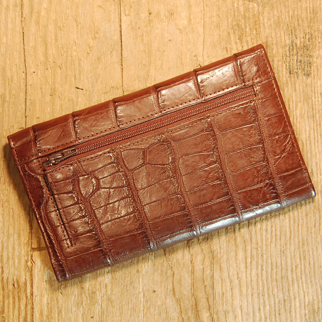 Dark's Leather Credit Card Clutch Wallet in Alligator Brown, Back