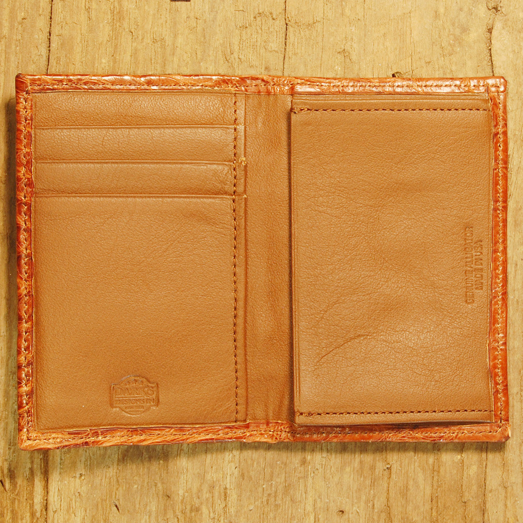 Dark's Leather Gusset Card Case in Alligator Cognac, Interior